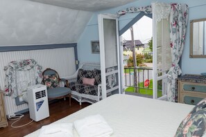 4 عدّة غرف نوم ومكتب ومكواة/لوح كي وواي فاي