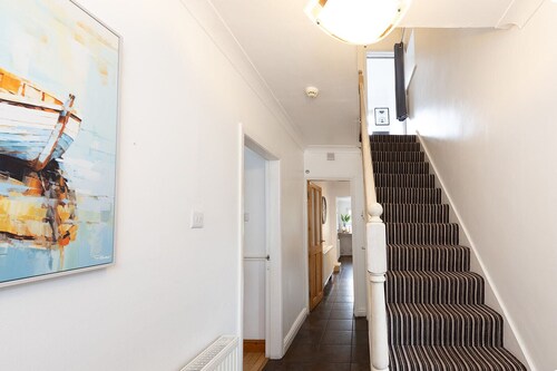 Fantastic 3-bedroom house in Doncaster