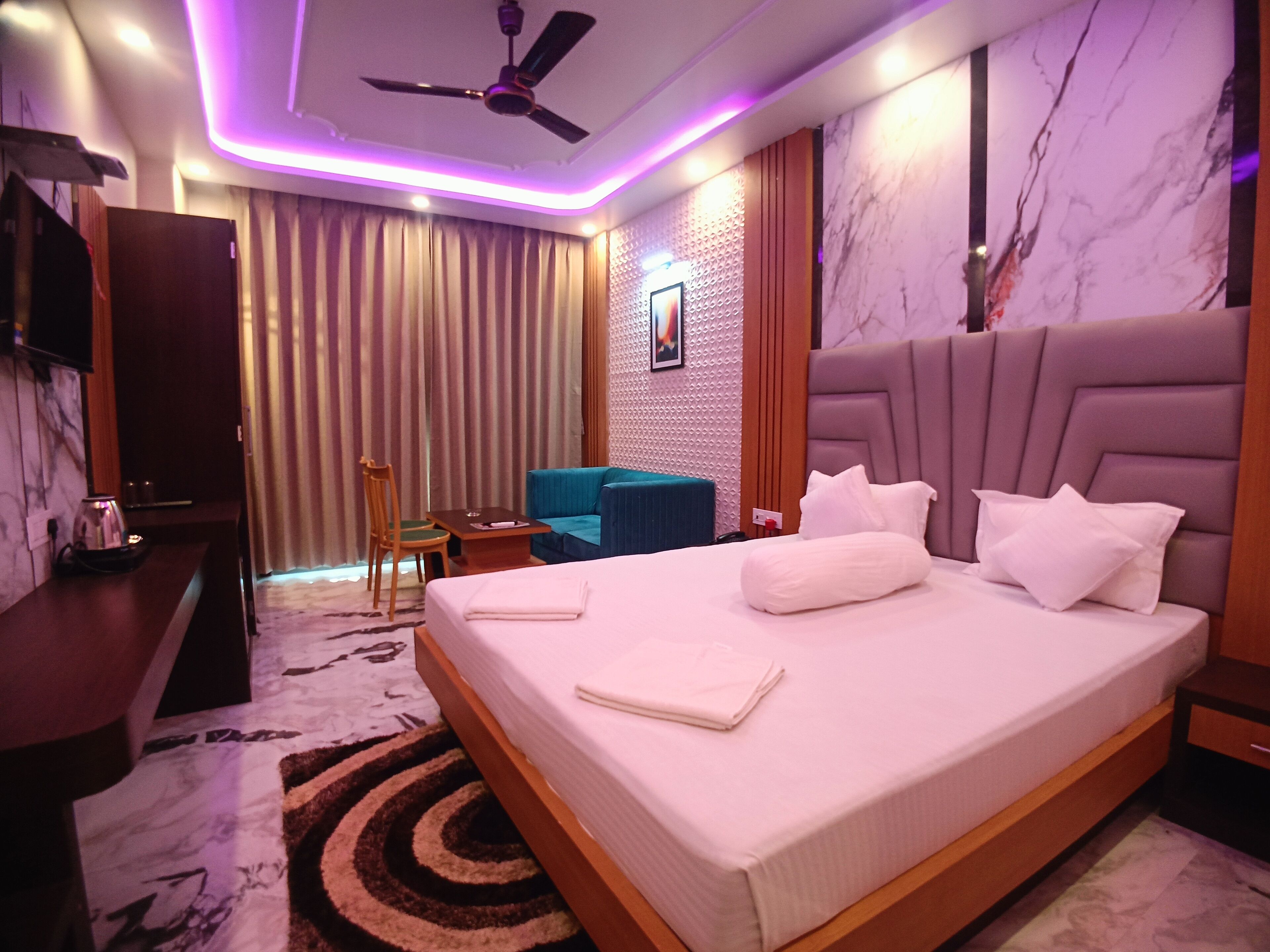 Executive Side Sea View Room