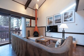 Condo família, 2 quartos, sacada | Área de estar