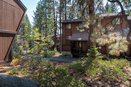 Club Tahoe Resort