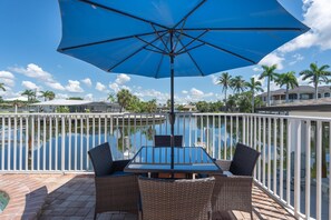 House, Multiple Beds (Seas The Day) | Outdoor dining