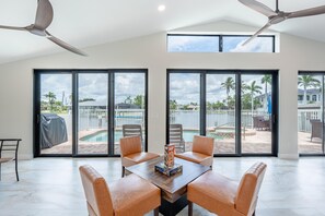 House, Multiple Beds (Seas The Day) | Outdoor dining