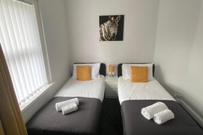 3 chambres, Wi-Fi gratuit, draps fournis
