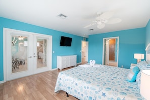 House, Multiple Beds (Beach Bound) | 3 bedrooms