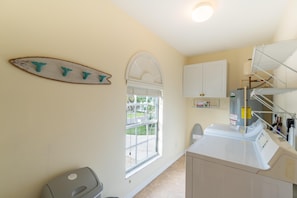House, Multiple Beds (Beach Bound) | Interior