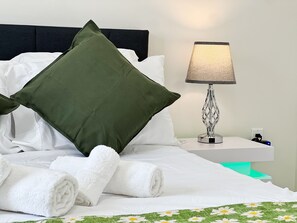 6 chambres, accès Internet, draps fournis