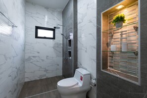Shower, bidet, towels, soap