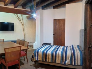 1 bedroom, iron/ironing board, internet, bed sheets