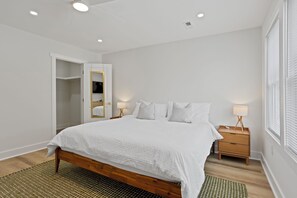 3 bedrooms, iron/ironing board, WiFi, bed sheets - Modern Greenville Retreat 8 Minutes to Downtown Fun + Pet Friendly (Greenville)