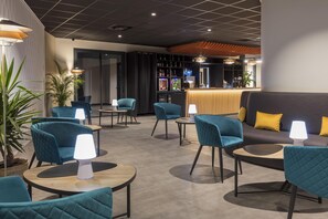 Bar (on property) - Hôtel Ostoria Périgueux, BW Signature Collection (Marsac-sur-l'Isle)