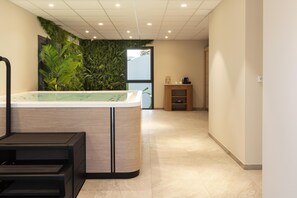 Sauna, hot tub - Hôtel Ostoria Périgueux, BW Signature Collection (Marsac-sur-l'Isle)