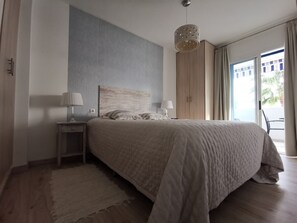 2 soverom, strykejern/-brett, wi-fi (inkludert) og sengetøy