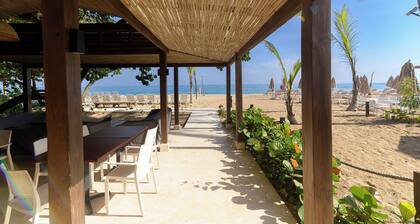 Cozy Beachside Golf Condo @GreenOne