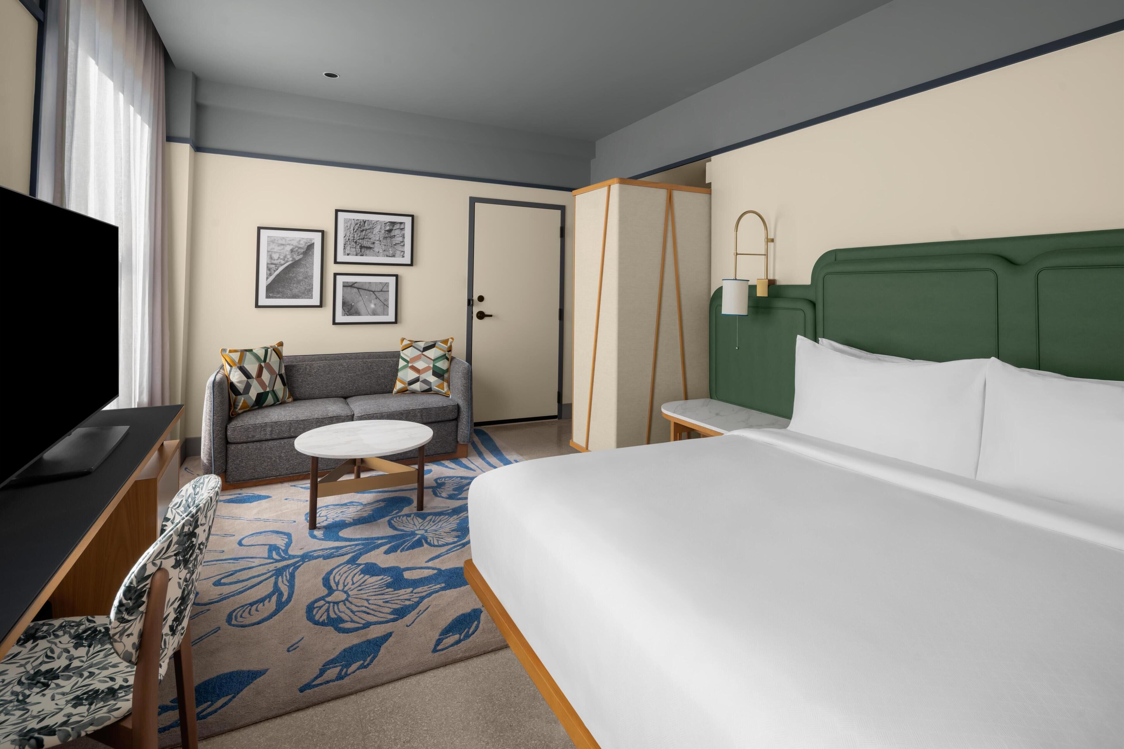 Caja de seguridad en la habitación y escritorio 