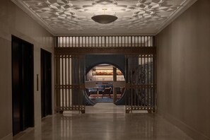 2 bares, bar en la azotea