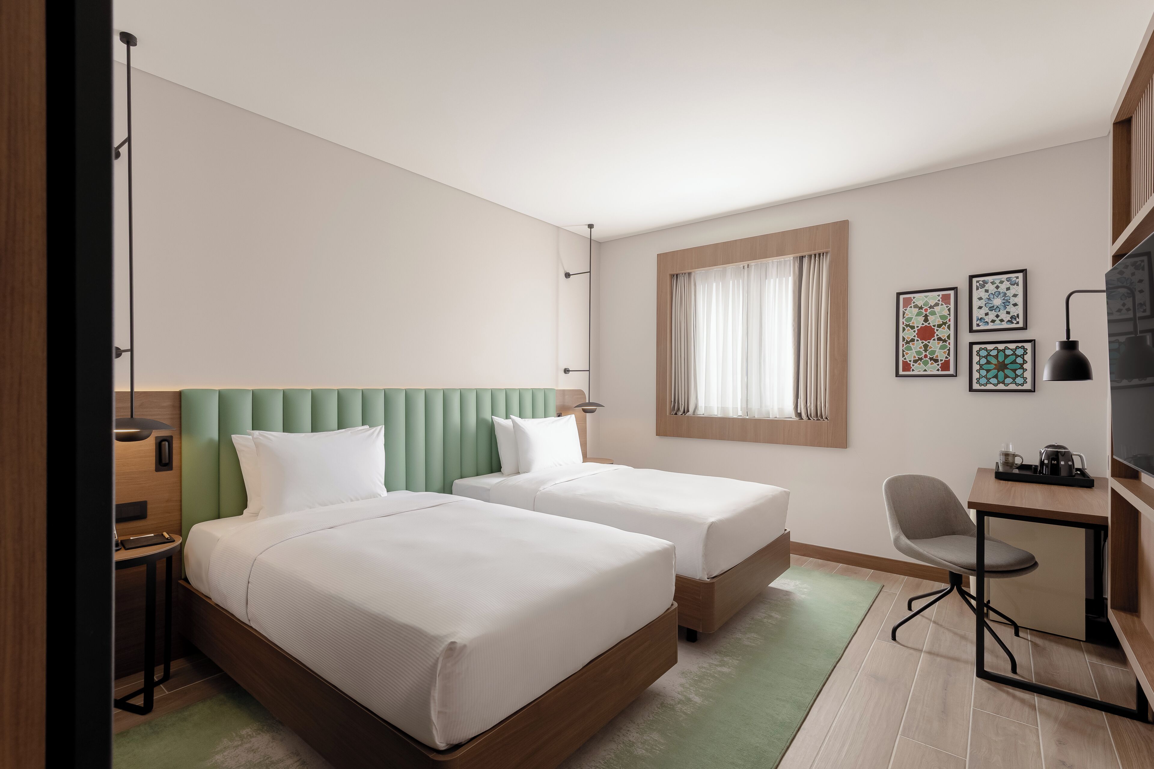 Basic Twin Room, 2 Twin Beds | Premium bedding, minibar, in-room safe, individually decorated