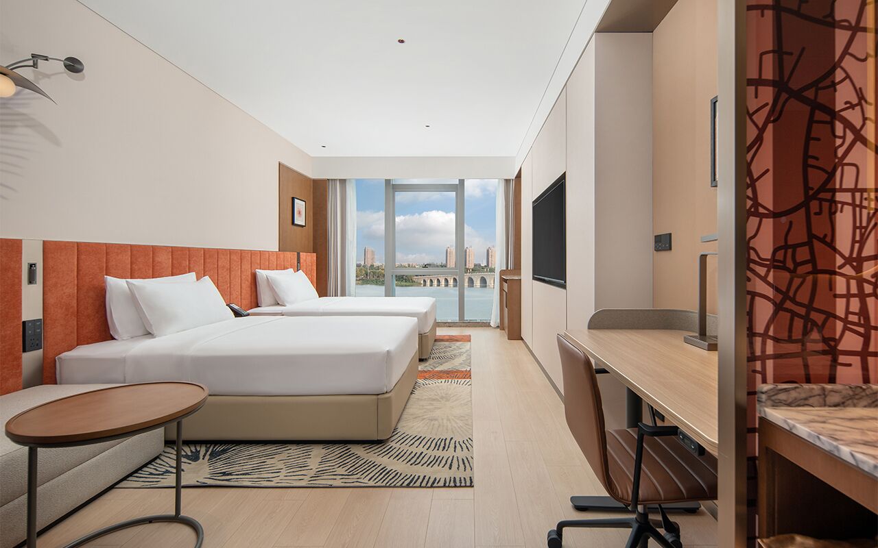 Room, 2 Single Beds, Lake View