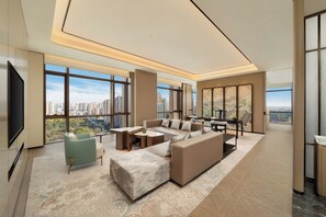 Premium Suite, 1 King Bed | Living area