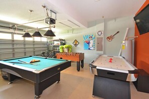 غرفة الألعاب