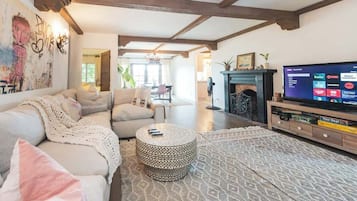 Smart-tv, pejs, kontorer