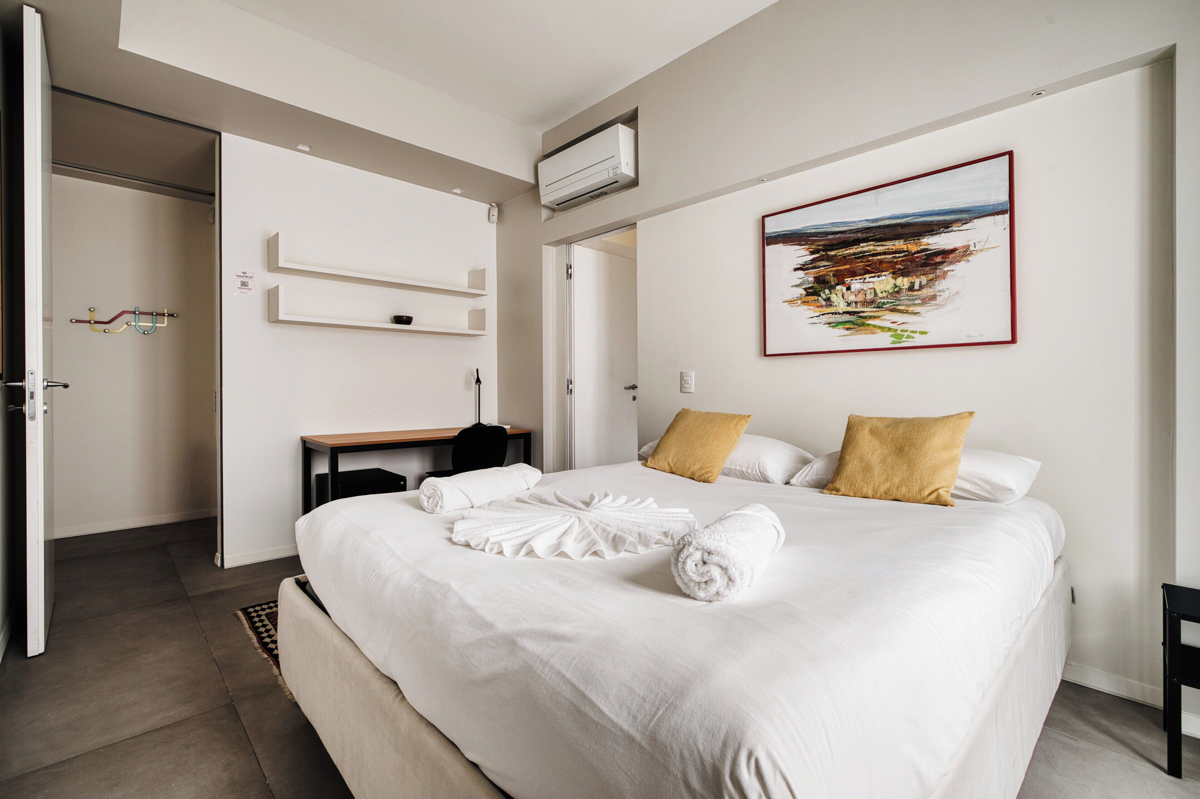 3 bedrooms, free WiFi, bed sheets