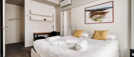 3 bedrooms, free WiFi, bed sheets