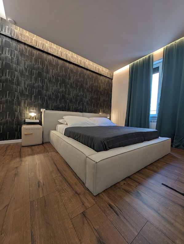 Deluxe Double Room, Courtyard View | In-room safe, blackout curtains, free WiFi