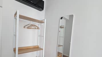 Caja de seguridad en la habitación, cortinas blackout y wifi gratis