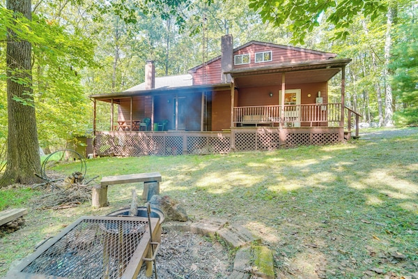 Petersburg Vacation Rental | 3BR | 3BA | 2,000 Sq Ft | 3 Steps to Enter