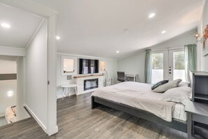 2 chambres, bureau, accès Internet, draps fournis