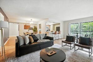 Televisión, oficina