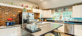 Pet-Friendly Otter Creek Rec Area Retreat