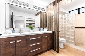 Condo, Multiple Beds (Keauhou Punahele#B-202) | Bathroom - Keauhou Punahele#b-202 (Kailua-Kona)