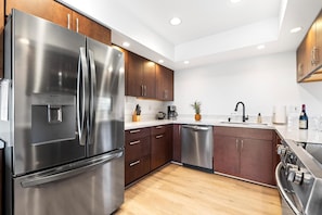 Condo, Multiple Beds (Keauhou Punahele#B-202) | Private kitchen