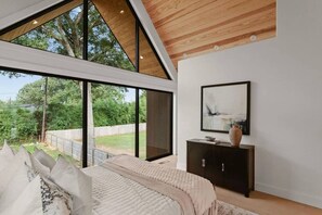 2 soverom, skrivebord og wi-fi