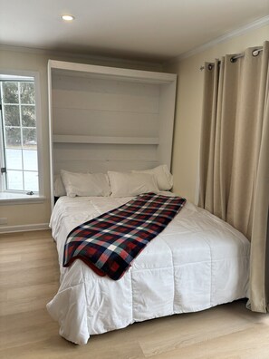 1 habitación, tabla de planchar con plancha, wifi gratis y ropa de cama 