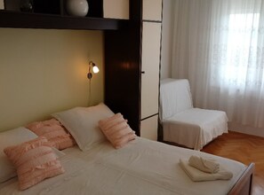 7 habitaciones y cunas