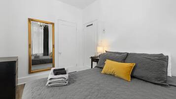 2 chambres, fer et planche Ă  repasser, Wi-Fi gratuit, draps fournis