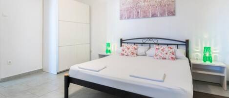 3 bedrooms