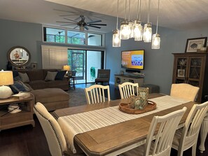 Interior - Charming Florida Keys townhome with boat slip in Tavernier 3 bedrooms available (Tavernier)