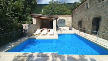 Hus (Private Oasis with Pool) | Basseng