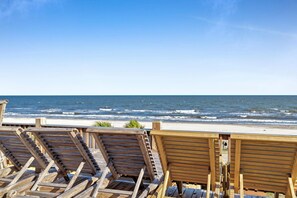 On the beach, sun loungers, beach towels - 2BeachfrontHouses! 2HeatedPools! Sleep48! Weddings! Pets! HotTubs! ExtraParking! (Bolivar Peninsula)