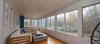 Killington Mountain Farmhouse-5 min to Skiing