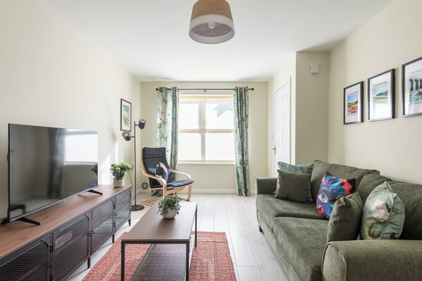 Smart TV - Beverley 2 bedroom Central Home Garden Parking (Beverley)