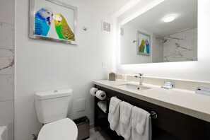 Strykejern/-brett, wi-fi (inkludert) og sengetøy