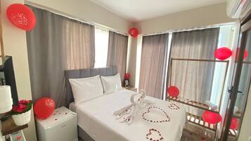 Deluxe Room | Free WiFi, bed sheets