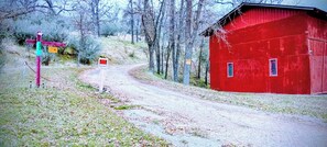 Property grounds - horse property with magnificent view nearSequoia/Kings Canyon National Park  (Miramonte)