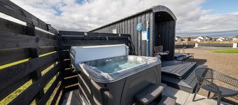 Hot Tub Haven Farr North 2