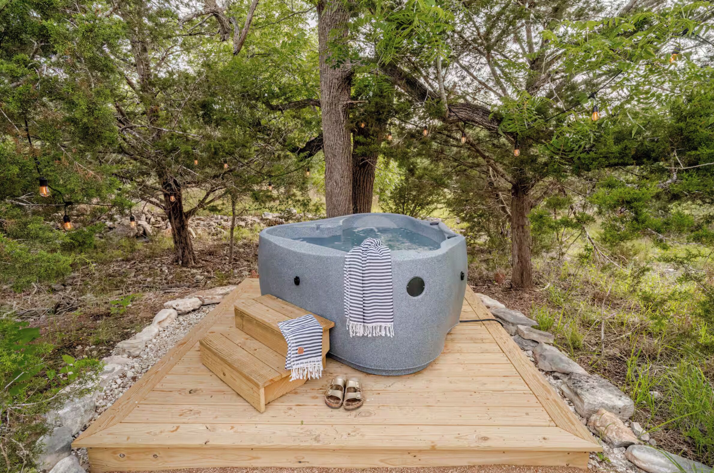 Baignoire à remous extérieure